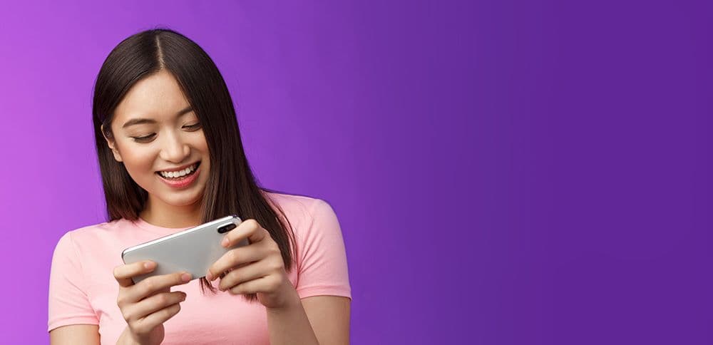Playing poker on your phone